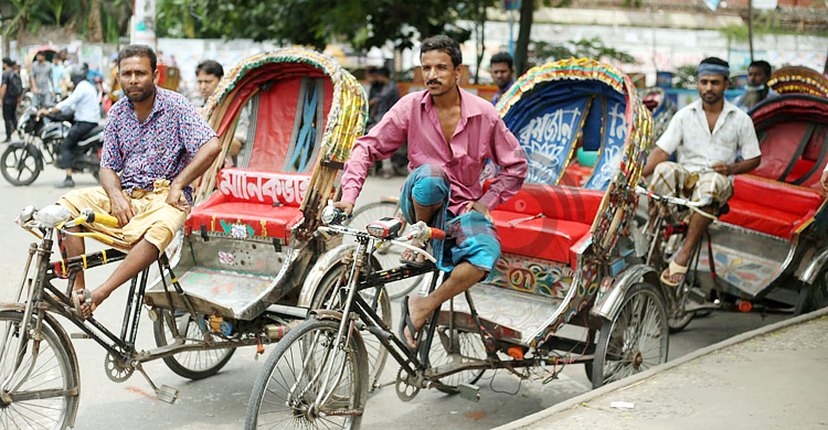 ঢাকায় ব্যাটারিচালিত রিকশা চলাচলে বাধা নেই