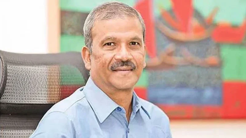 ১৫ বছরের শাসনকে কয়েক সপ্তাহে মোকাবিলা করা সহজ নয়: আসিফ নজরুল