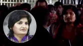 সাংবাদিক মুন্নী সাহা গ্রেপ্তার