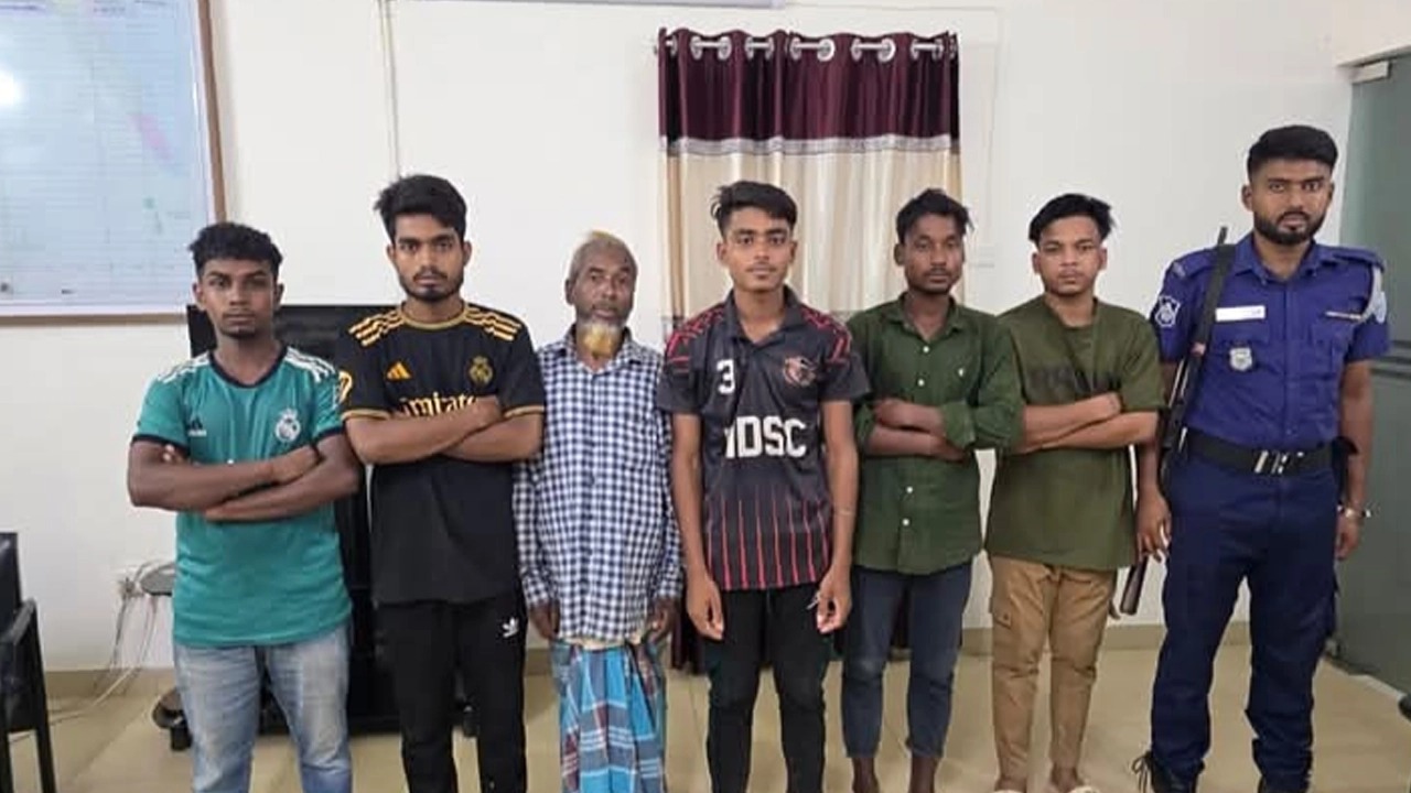 টেকনাফের পাহাড় থেকে উদ্ধার সিলেটের সেই ৬ শ্রমিক